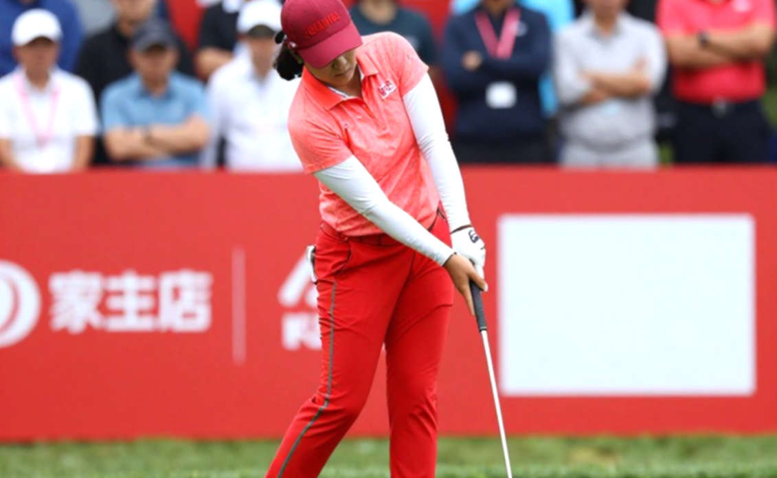 Pebble Beach, 80 thiếu niên và bảng dữ liệu không đo bằng gậy golf