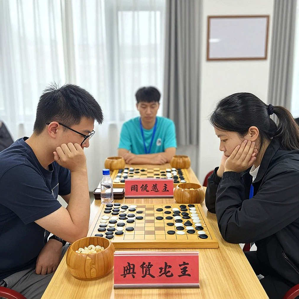 Cô bé 11 tuổi ở bàn số một: Bodhana Sivanandan, 6/7 và nước 3.Bc4 tại Olympiad Samarkand 2026