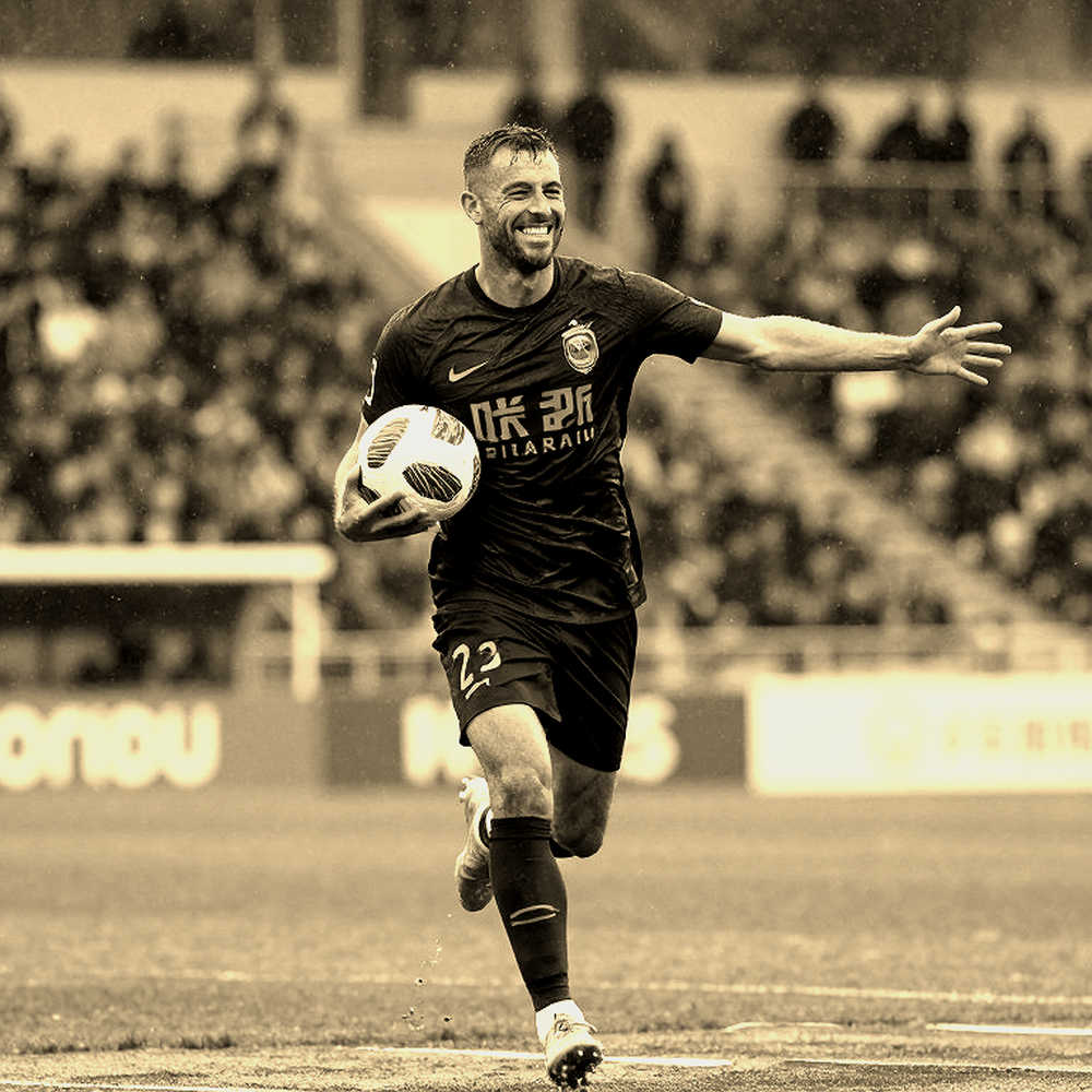 Đồng Hồ V.League: Ba Tháng Lương, Một Ngày Trên Hợp Đồng Và Những Vụ Chuyển Nhượng Không Ai Kiểm Đếm