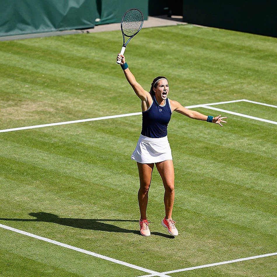 Lexus Wrexham Open ngày 2: Trận thắng của Burrage chưa nói được gì, thất bại của Charaeva mới là dữ liệu
