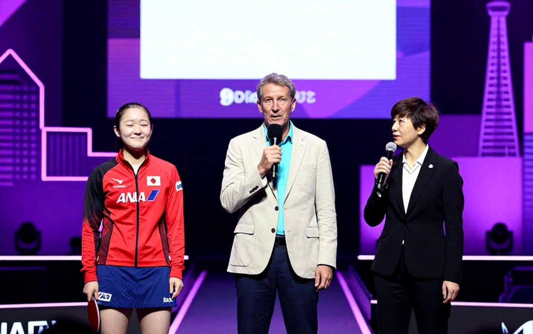 Chiếc vợt sáu cạnh, chiếc vợt vỡ và khoảng trống sau cú giao bóng: bản đồ Paris 2026