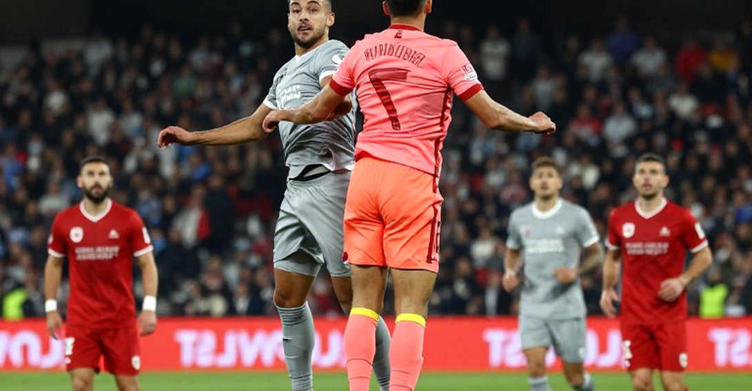 V.League 1 và nghịch lý lò đào tạo: Khi bóng đá Việt Nam đào tạo để bán