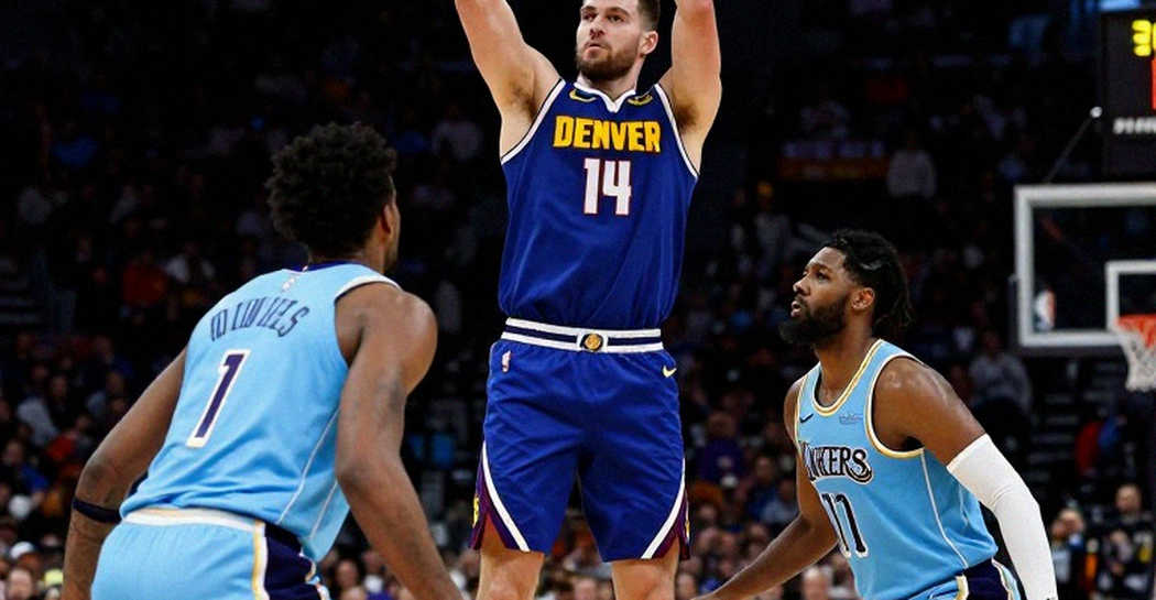 Olympiacos 92-90 Fenerbahce: 8 điểm cuối trận của Cory Joseph và khoảng trống Thomas Walkup để lại