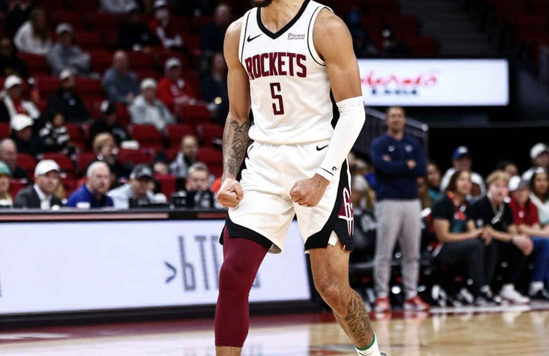 Tatum phủ nhận 'beef' với Brown trước ngày 10/11: Boston đổi một nửa trục lấy một khoảng lặng